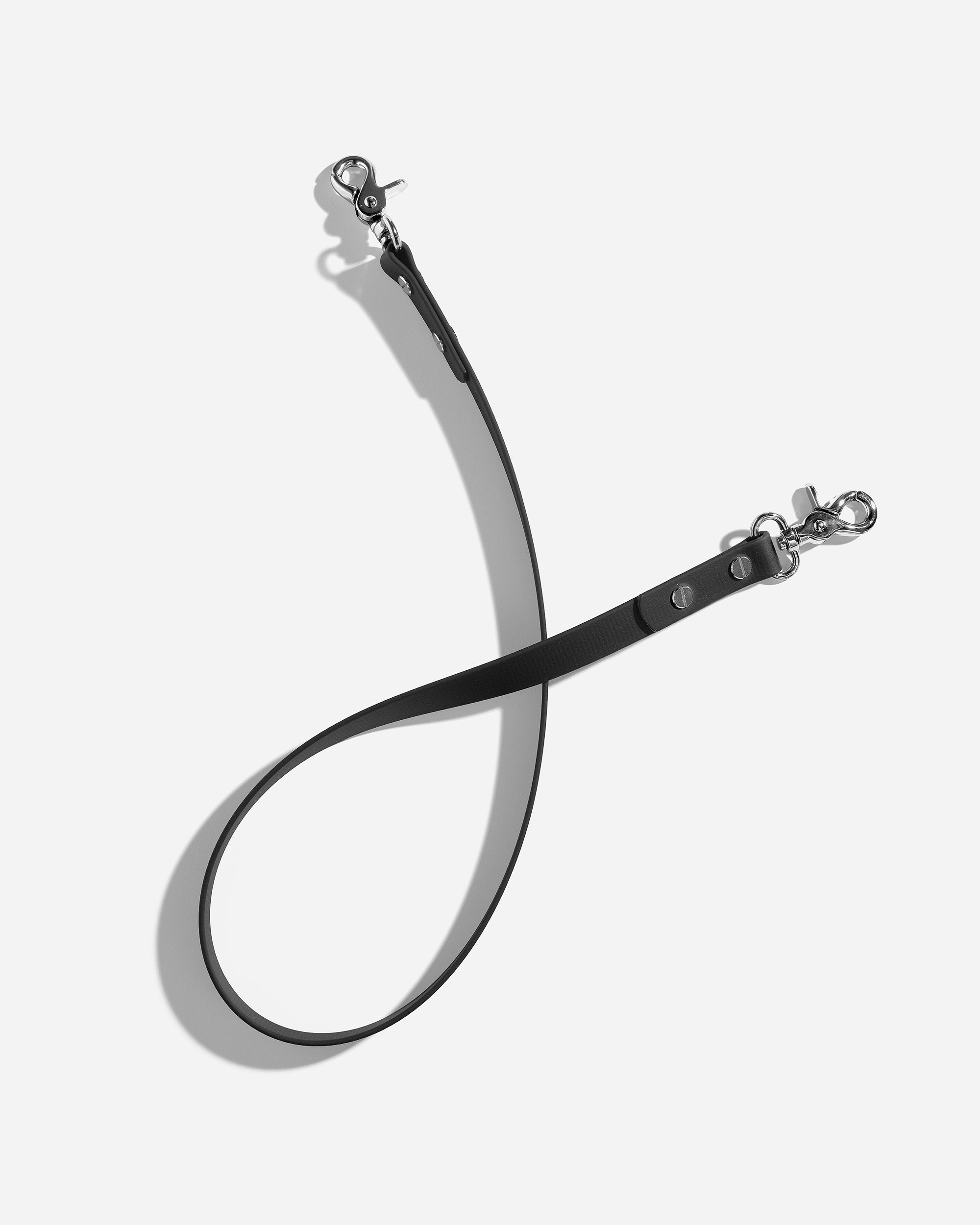 BOLD STRAP in Black